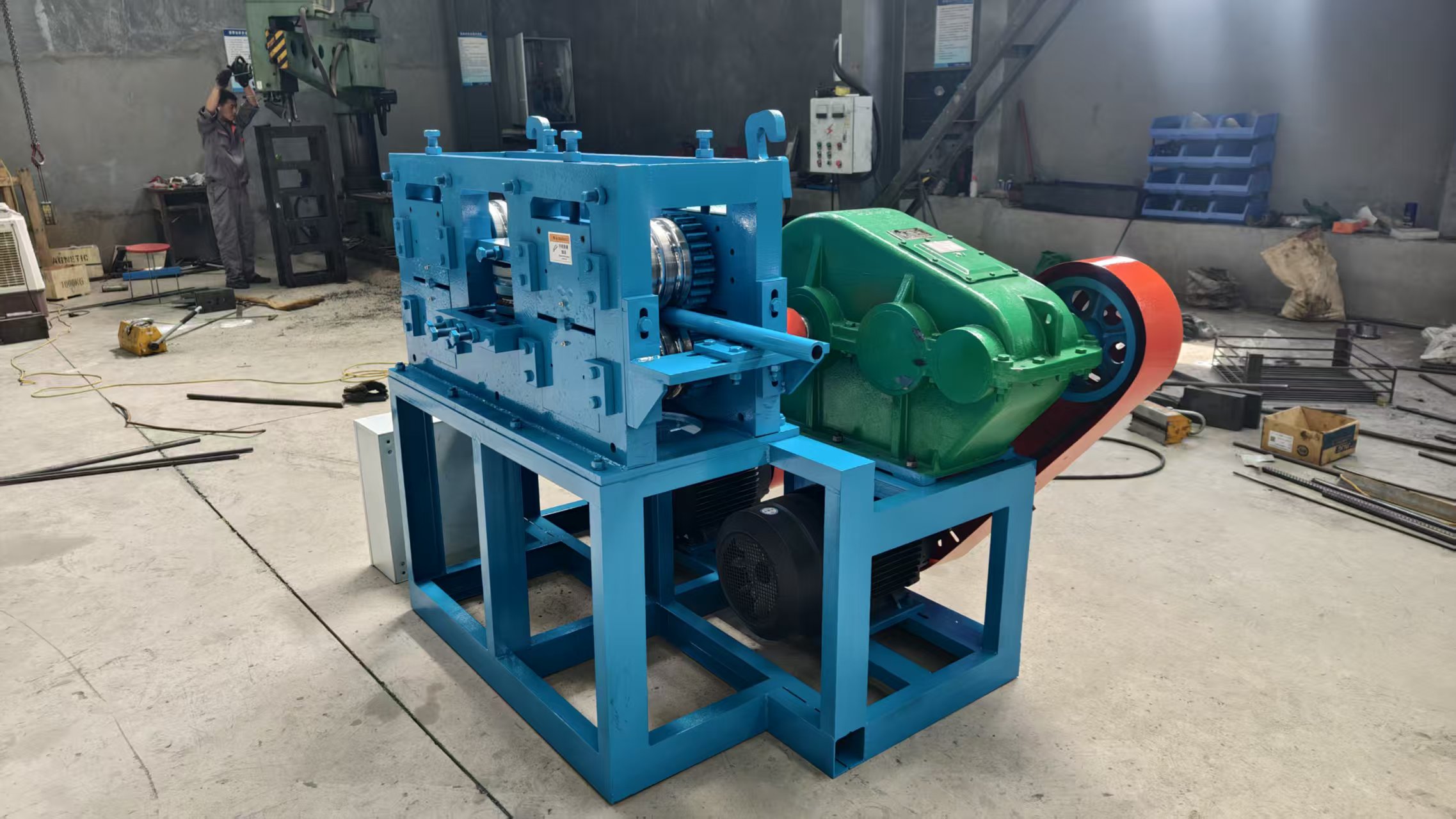 加重三联螺纹钢压圆机