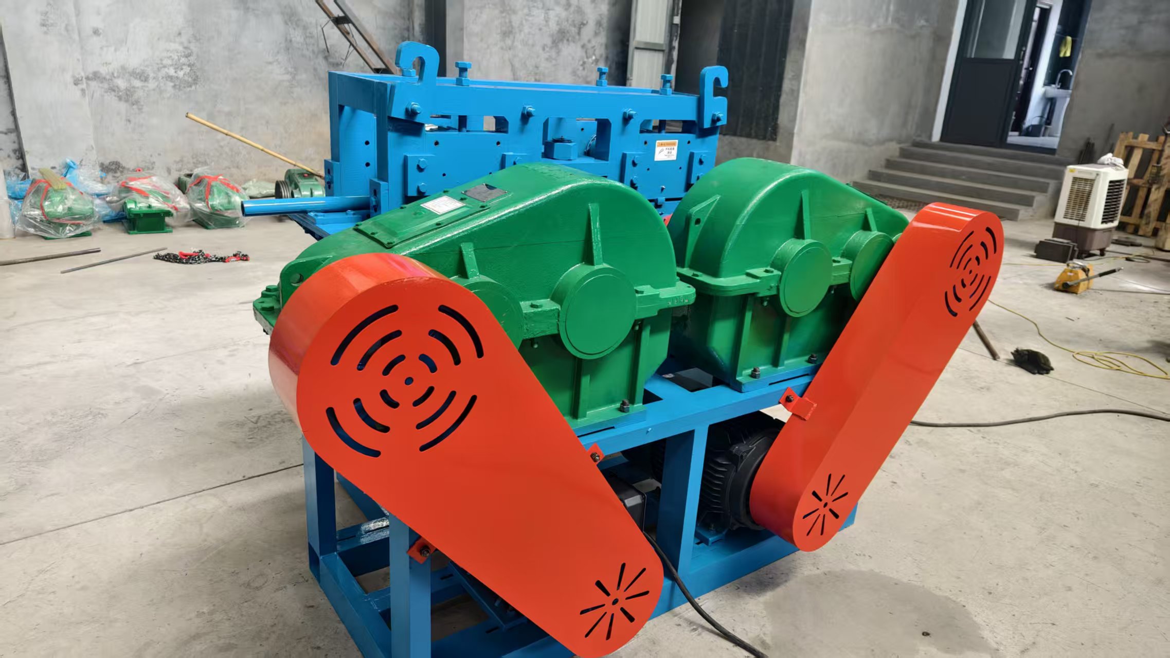 20-32螺纹钢平纹压圆机